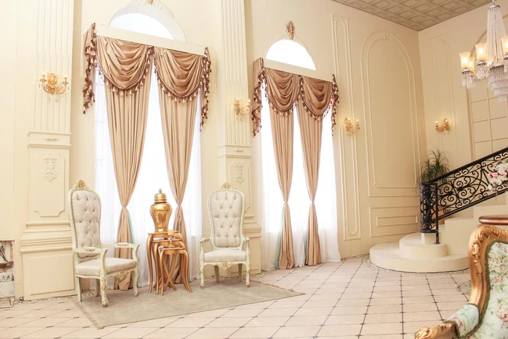 Local location — classic drape interior